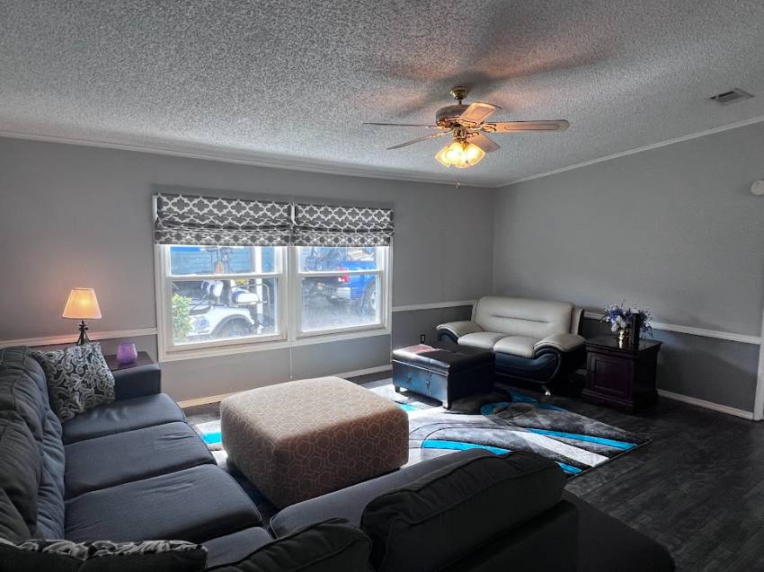 74 Greenview Drive a Winter Haven, FL Mobile or Manufactured Home for Sale